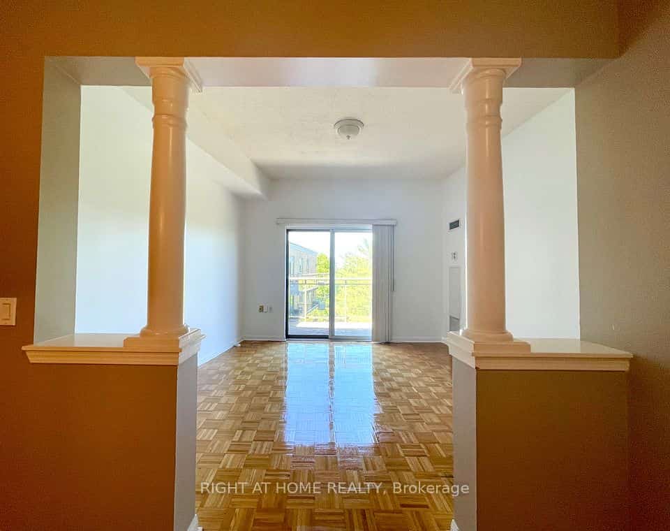 2506 Rutherford Road #501, Vaughan, ON L4K 5N4