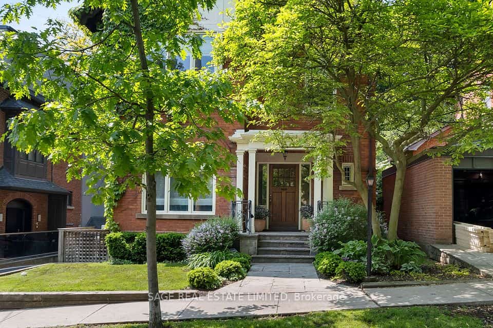 104 Park Road, Toronto, ON M4W 2N7