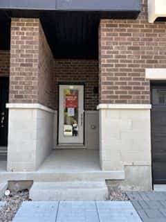 1695 Dersan Street #407, Pickering, ON L1X 0S9
