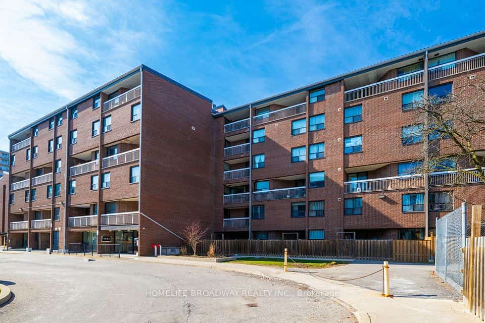 4062 Lawrence Avenue E #205, Toronto, ON M1E 4V5