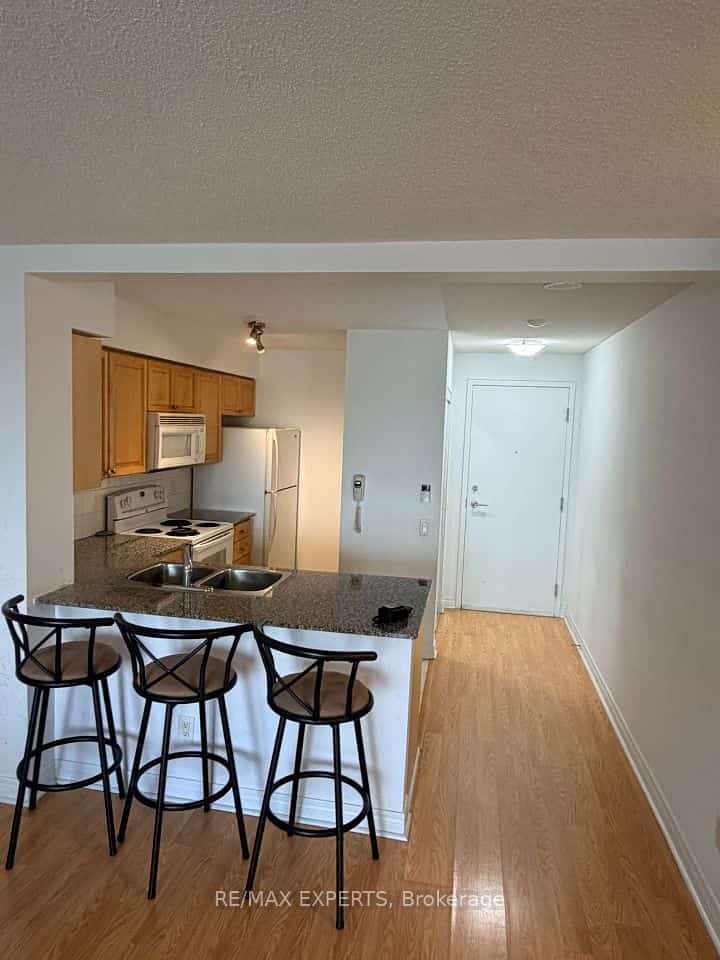 83 Borough Drive #701, Toronto, ON M1P 5E4