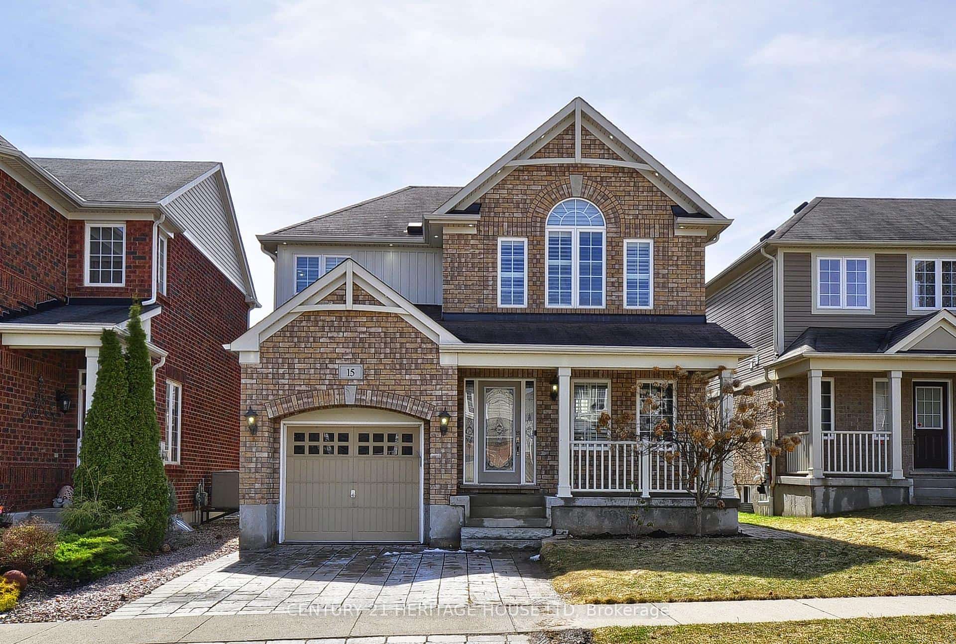 15 Horton Walk, Cambridge, ON N3C 0C1