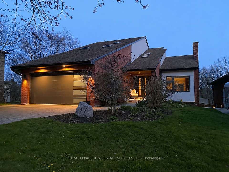 17 Mckay Court, Hamilton, ON L9H 6P1
