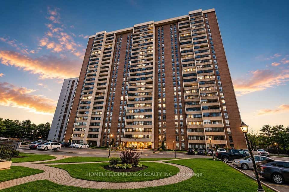 18 Knightsbridge Road #1411, Brampton, ON L6T 3X5
