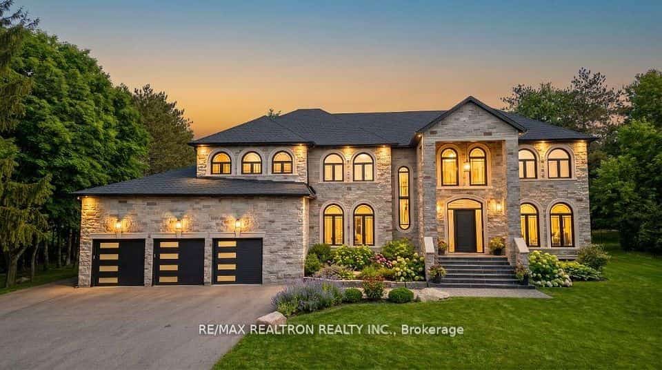 14705 Jane Street, King, ON L7B 1A3