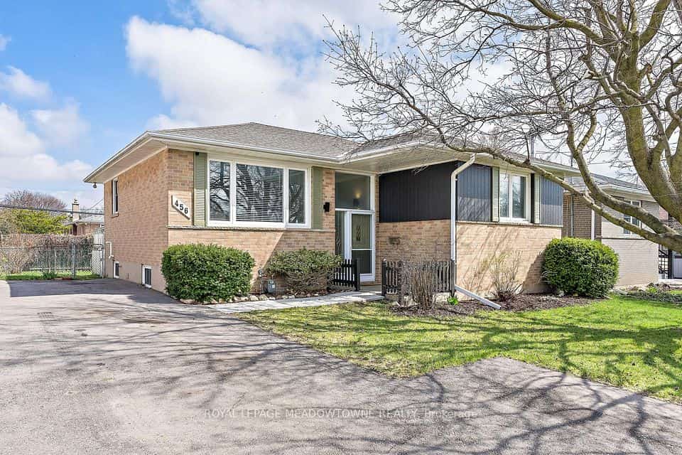 456 Delrex Boulevard, Halton Hills, ON L7G 4J2