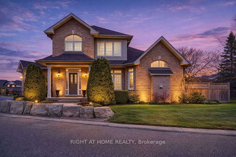 4280 Taywood Drive #15, Burlington, ON L7M 4X8