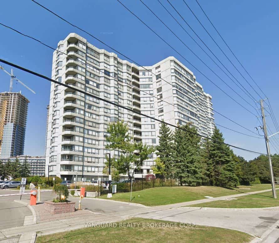 7460 Bathurst Street #1706, Vaughan, ON L4J 7K9