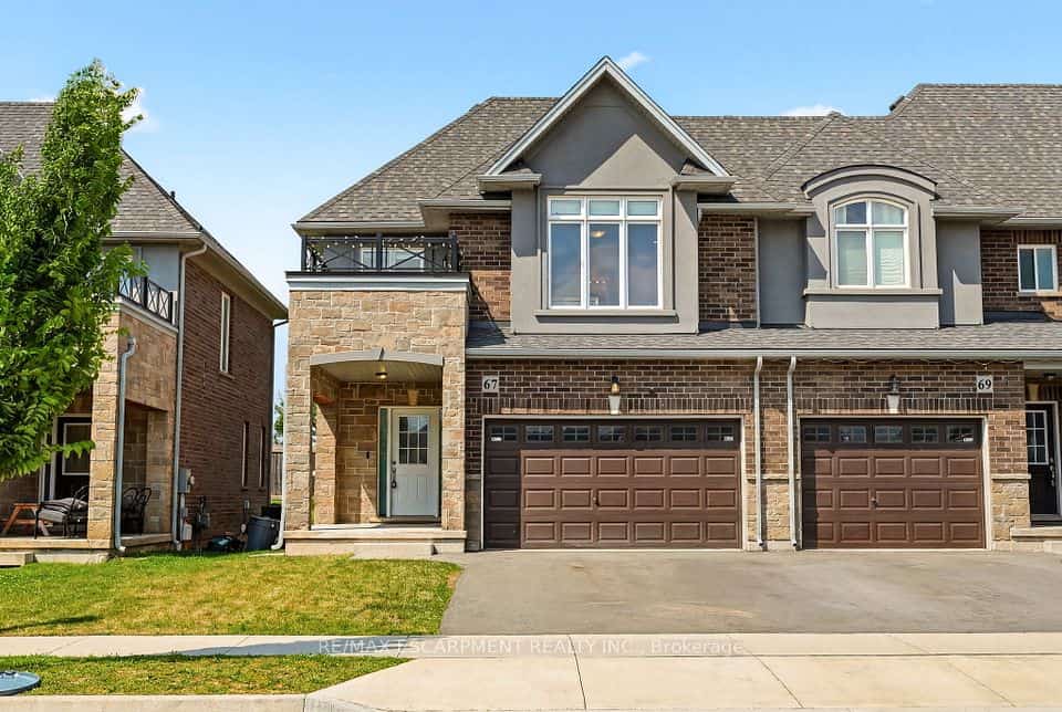 67 PINOT Crescent, Hamilton, ON L8E 0J9