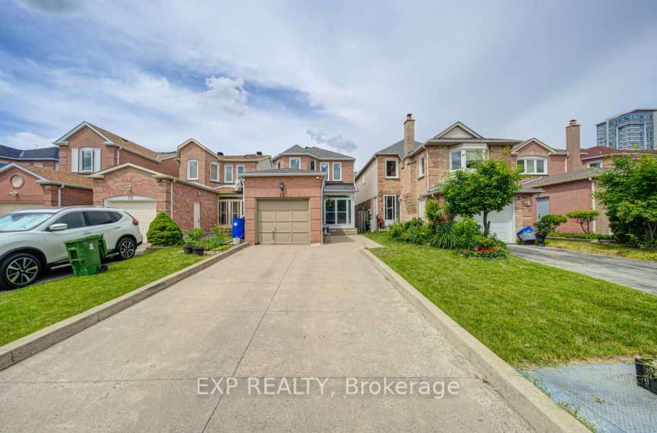 12 Staverton Court, Toronto, ON M1V 5G9