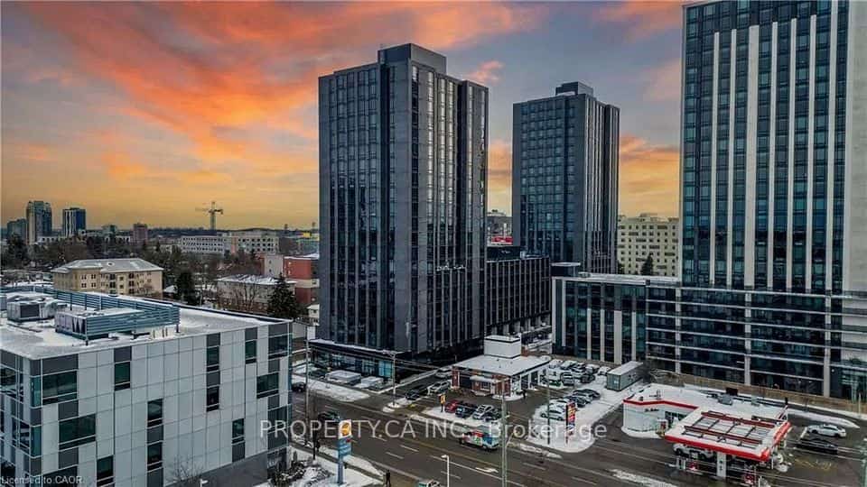 145 Columbia Street W #1001, Waterloo, ON N2L 0K7