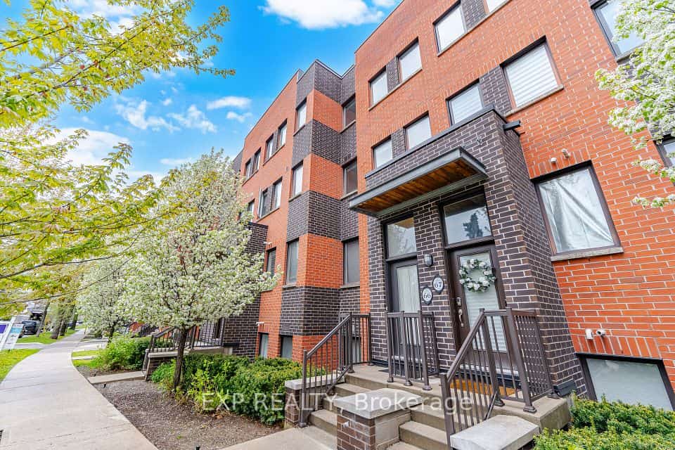 60 Winston Park Boulevard #66, Toronto, ON M3K 0A4