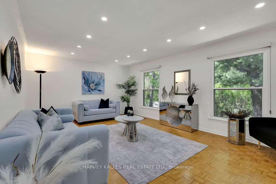 62 Aberfeldy Crescent, Markham, ON L3T 4C4