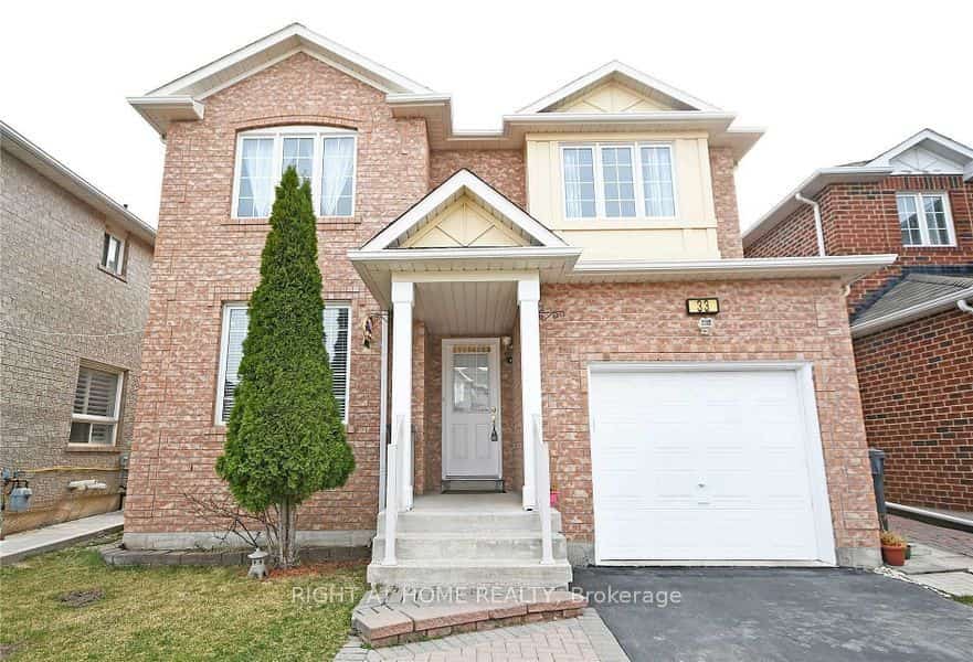 33 SCHOONER Drive, Brampton, ON L7A 3H3