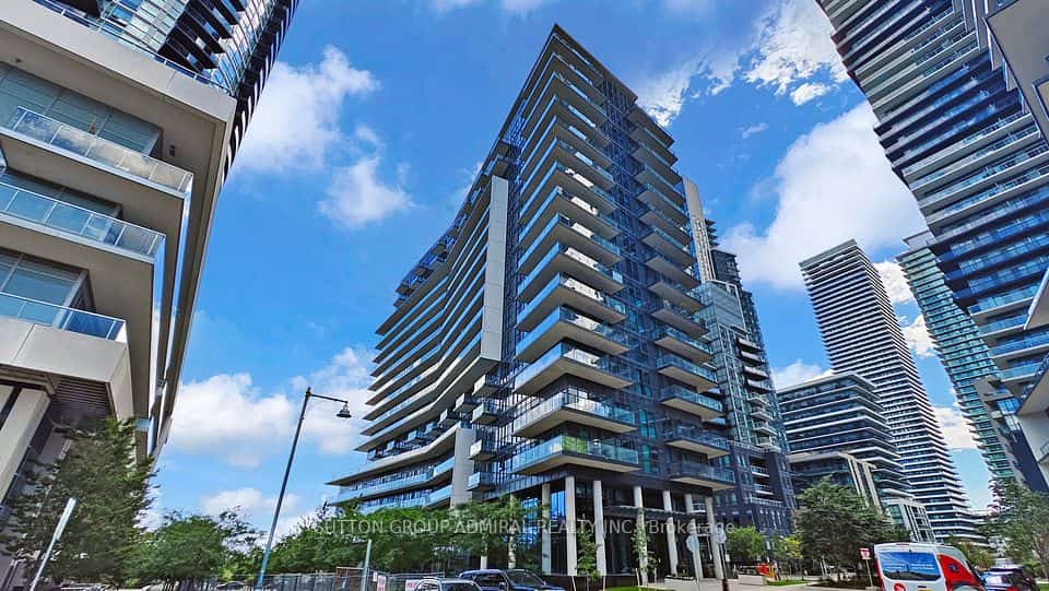 39 Annie Craig Drive #221, Toronto, ON M8V 0H1