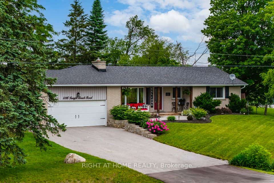 4116 Innisfil Beach Road, Innisfil, ON L9S 3K3