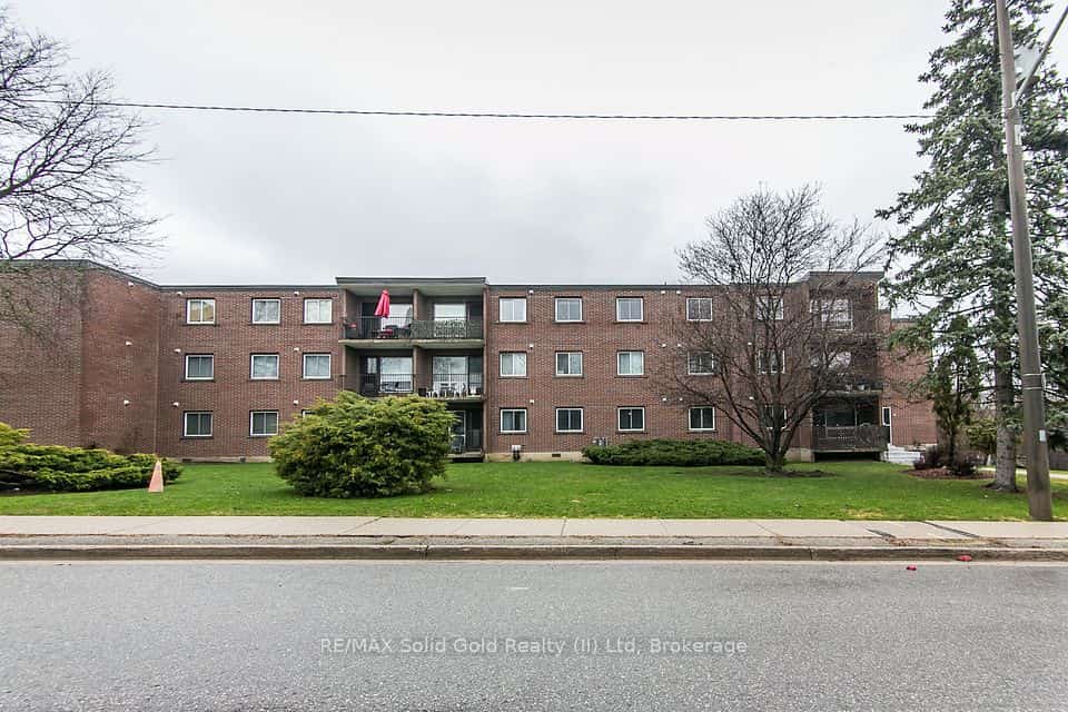 4 Avalon Place #308, Kitchener, ON N2M 4N9