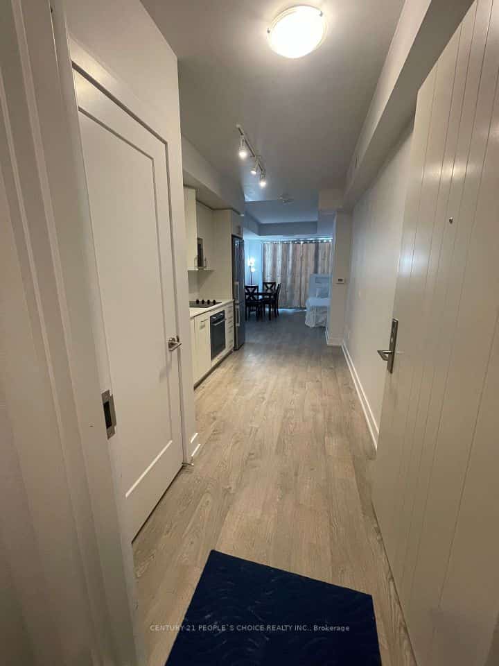 2550 Simcoe Street #506, Oshawa, ON L1L 0R5