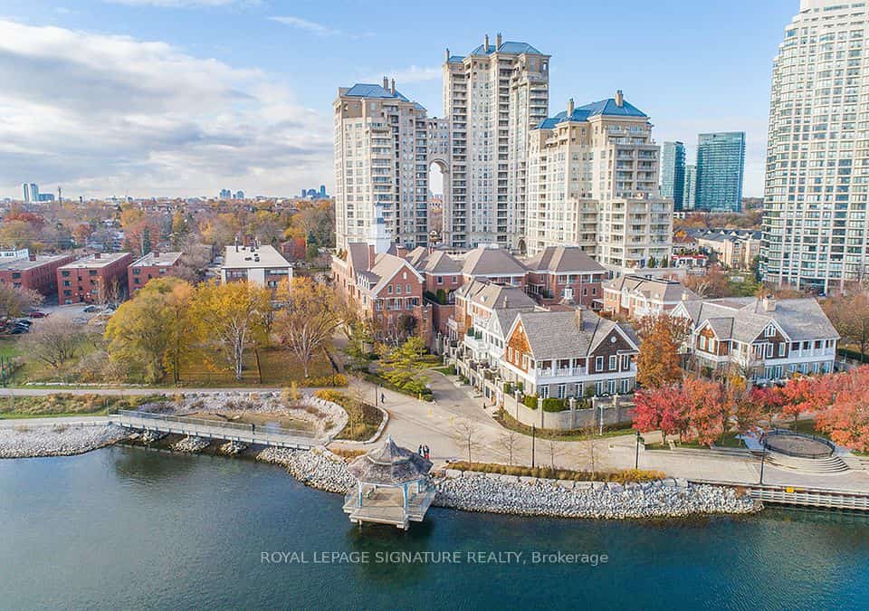 2285 Lake Shore Boulevard W #703, Toronto, ON M8V 3X9