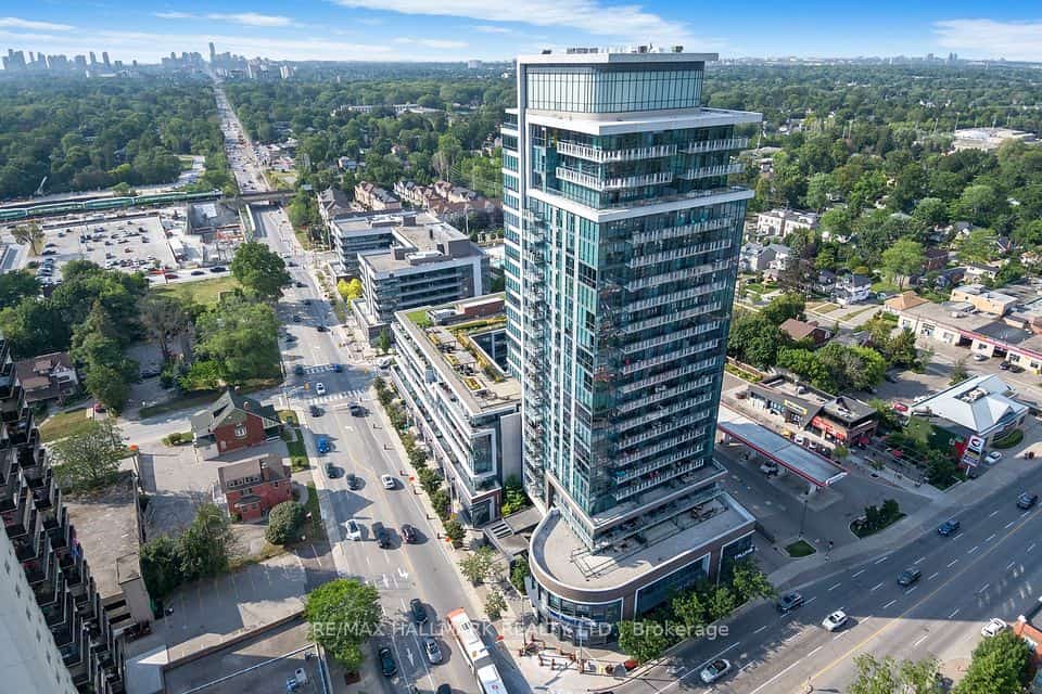 1 Hurontario Street #601, Mississauga, ON L5G 0A3