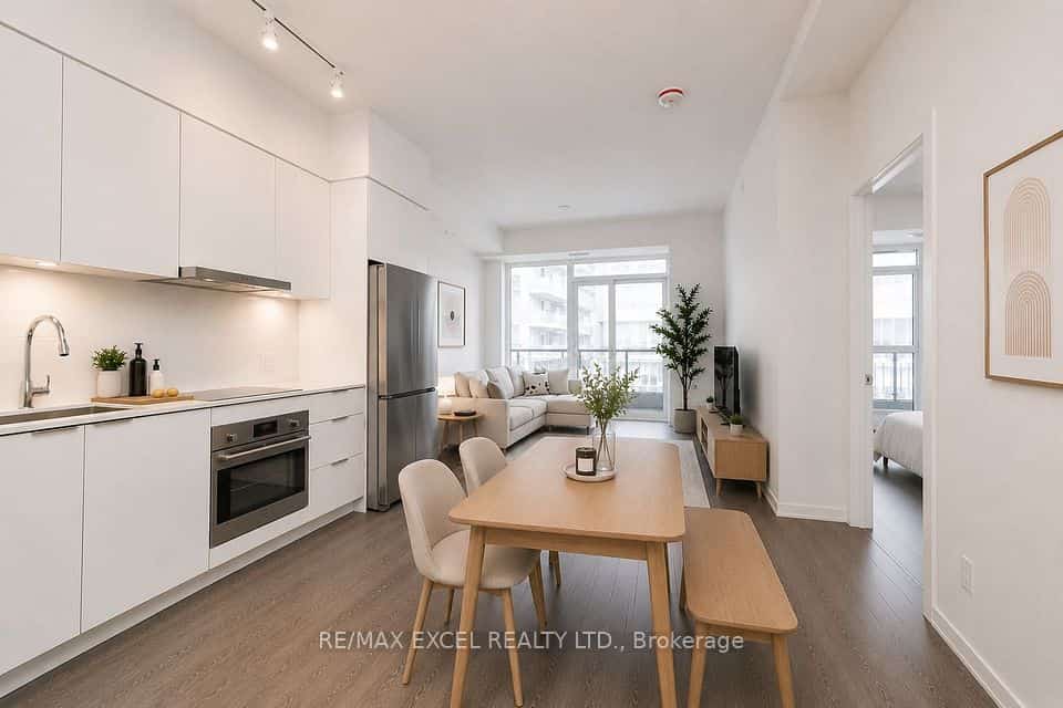 7 Golden Lion Heights #N624, Toronto, ON M2M 4E7