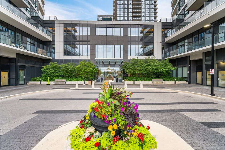 35 Watergarden Drive #1814, Mississauga, ON L5R 0G8