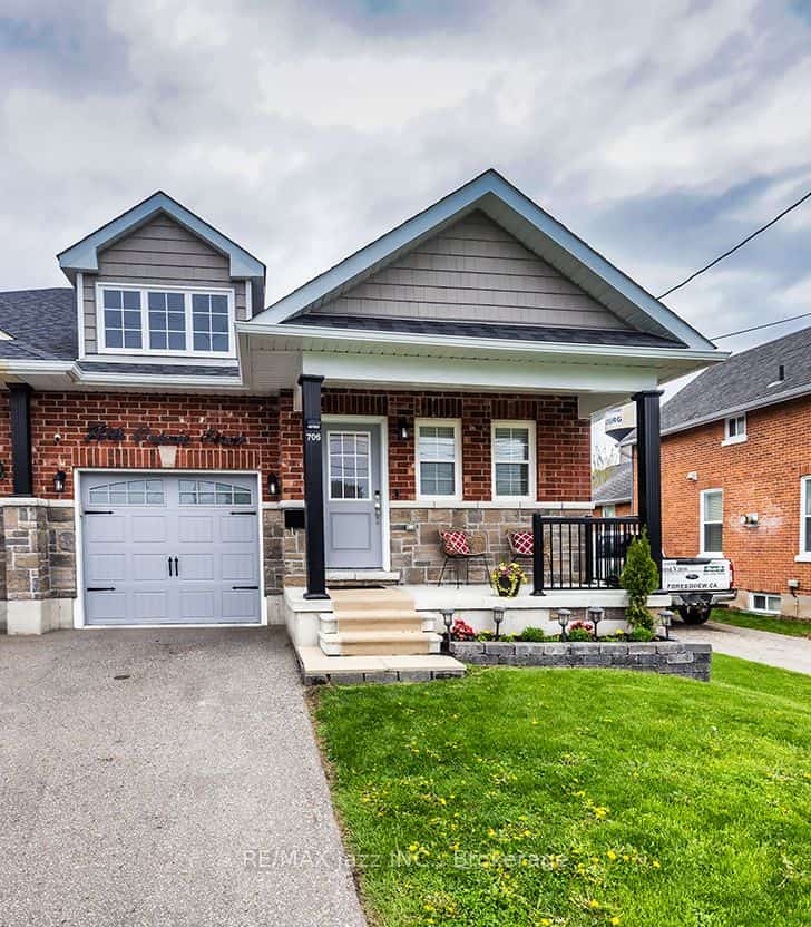 706 Ontario Street, Cobourg, ON K9A 3C5