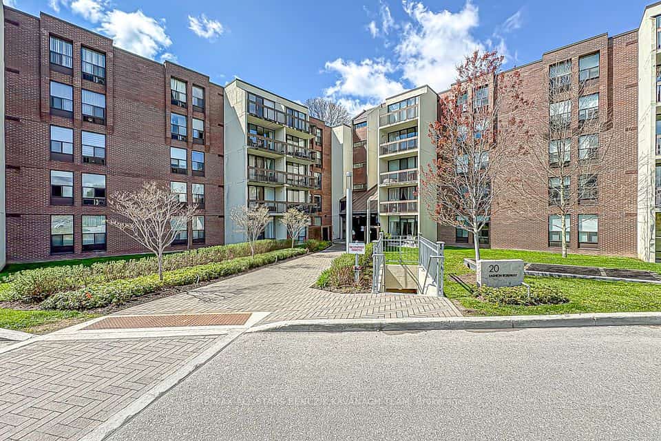 Bayview Place, Toronto
