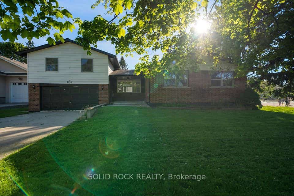 19 Coverdale Avenue, Cobourg, ON K9A 4H5