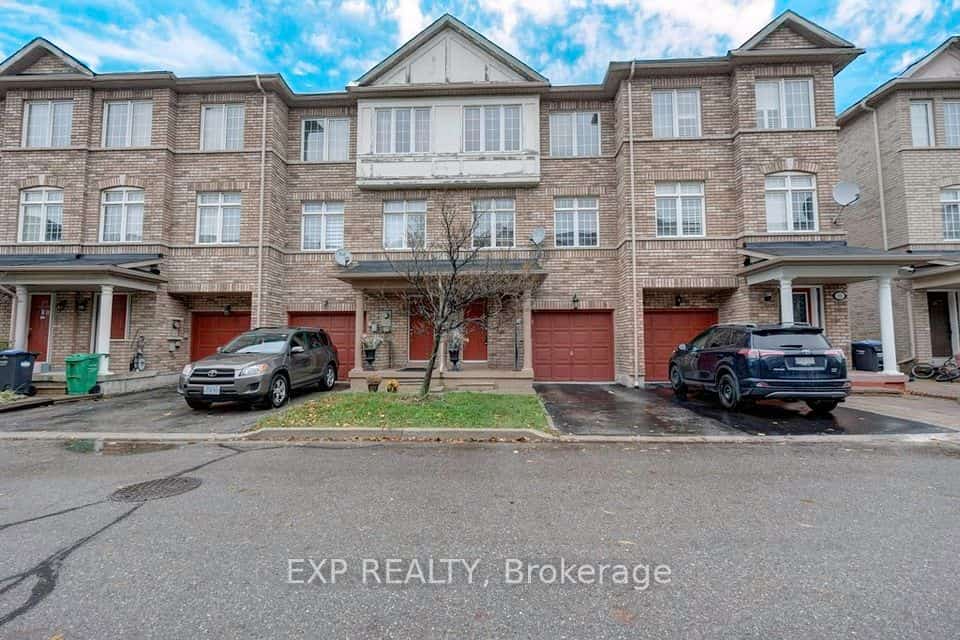 7035 Rexwood Road #13, Mississauga, ON L4T 4M6
