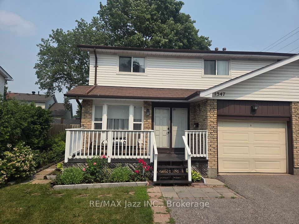 1347 Mary Street N, Oshawa, ON L1G 6T2