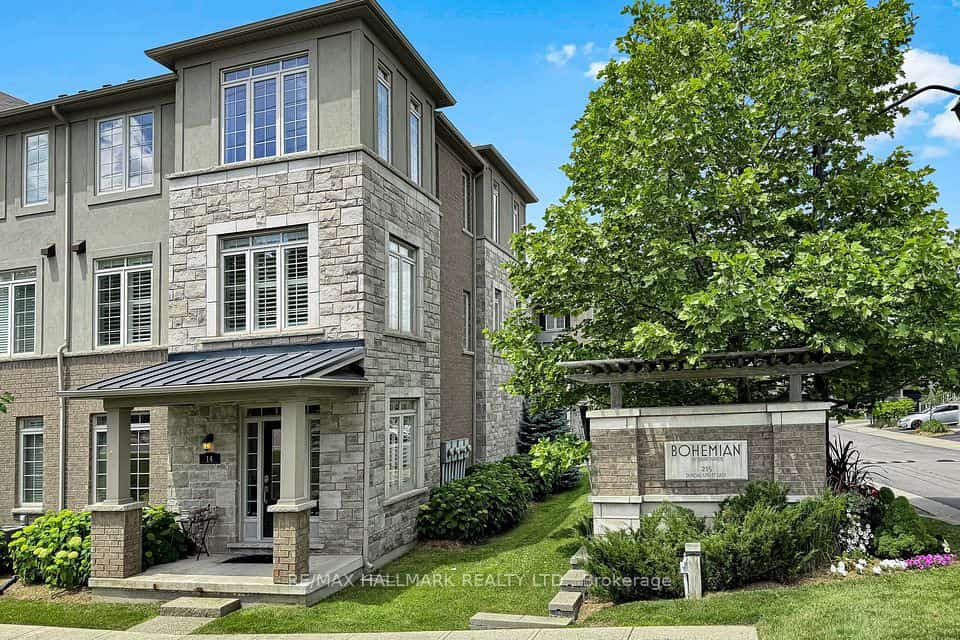 215 Dundas Street E #14, Hamilton, ON L8B 0X1