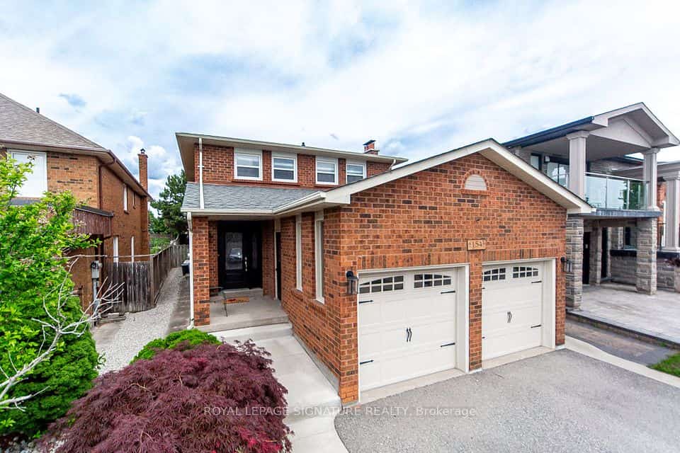 154 Oliver Lane, Vaughan, ON L6A 1A9