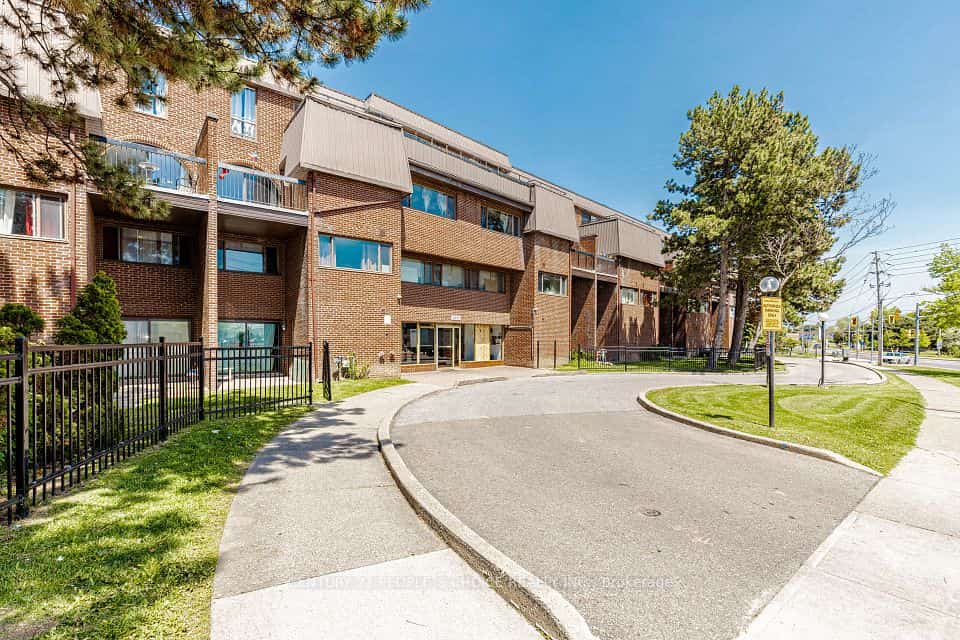 3455 Morning Star Drive #219, Mississauga, ON L4T 3T9