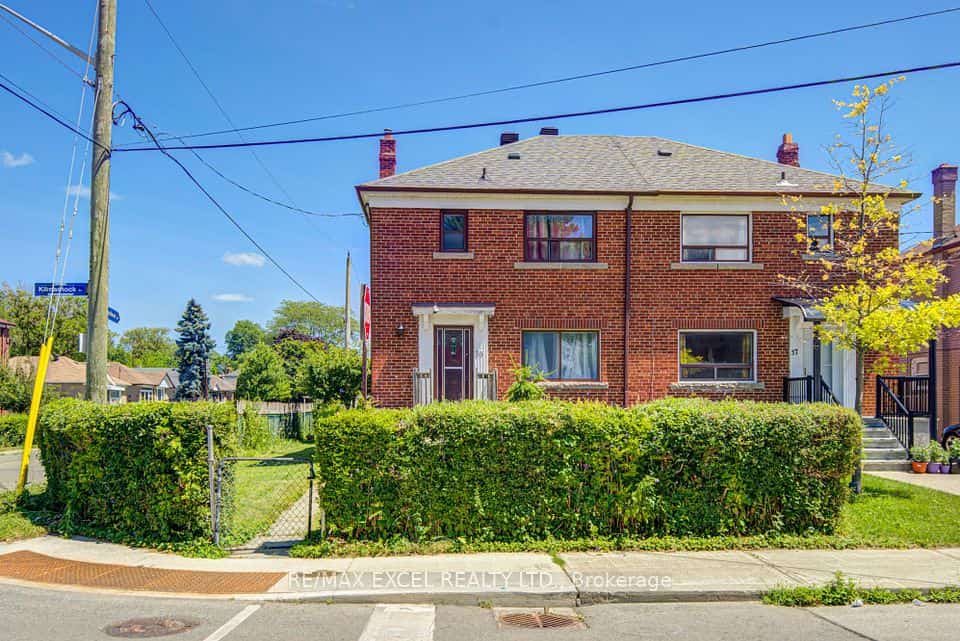 39 Kilmarnock Avenue, Toronto, ON M1K 1Y5