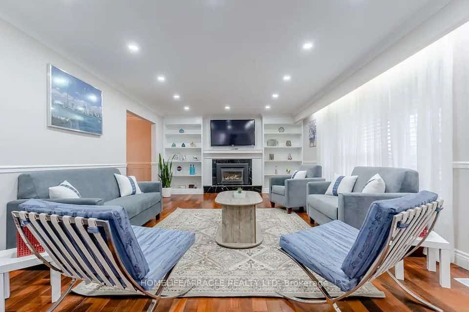 10690 Trafalgar Road, Halton Hills, ON L7G 4S5