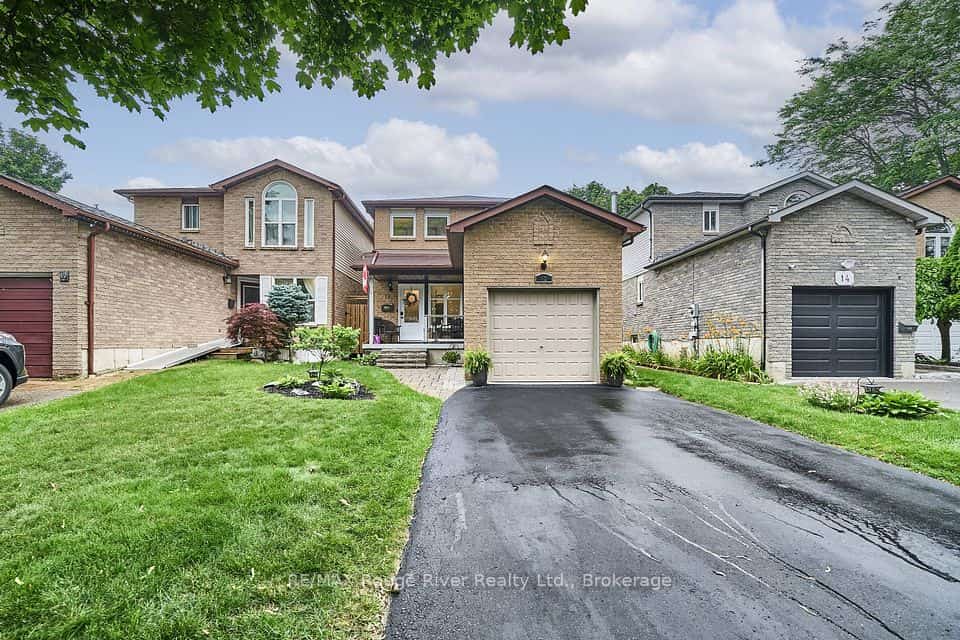 12 Goldring Drive, Whitby, ON L1P 1C1