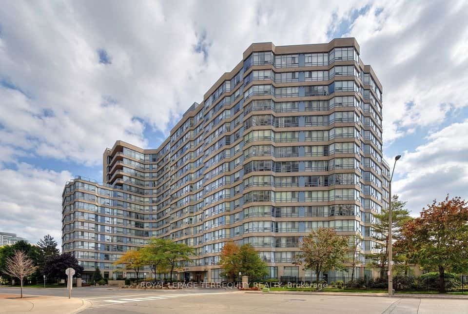 250 Webb Drive #1512, Mississauga, ON L5B 3Z4