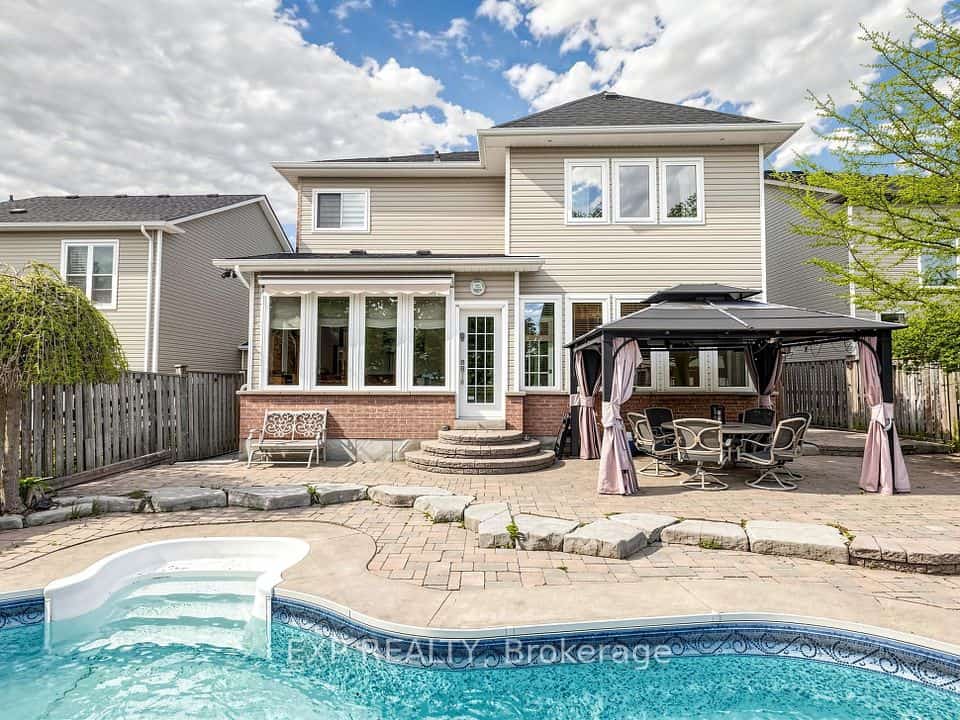74 Darius Harns Drive, Whitby, ON L1M 2G7