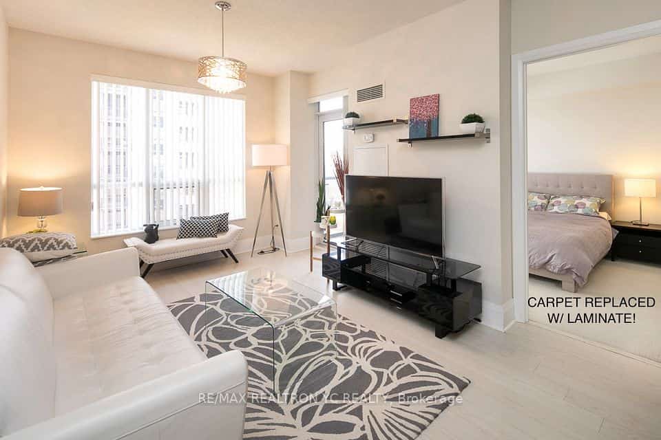 100 Harrison Garden Boulevard #908, Toronto, ON M2N 0C2