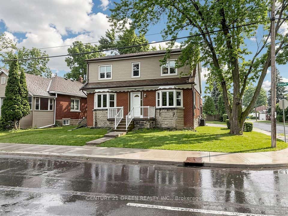 87 Fennell Avenue W, Hamilton, ON L9A 1R8