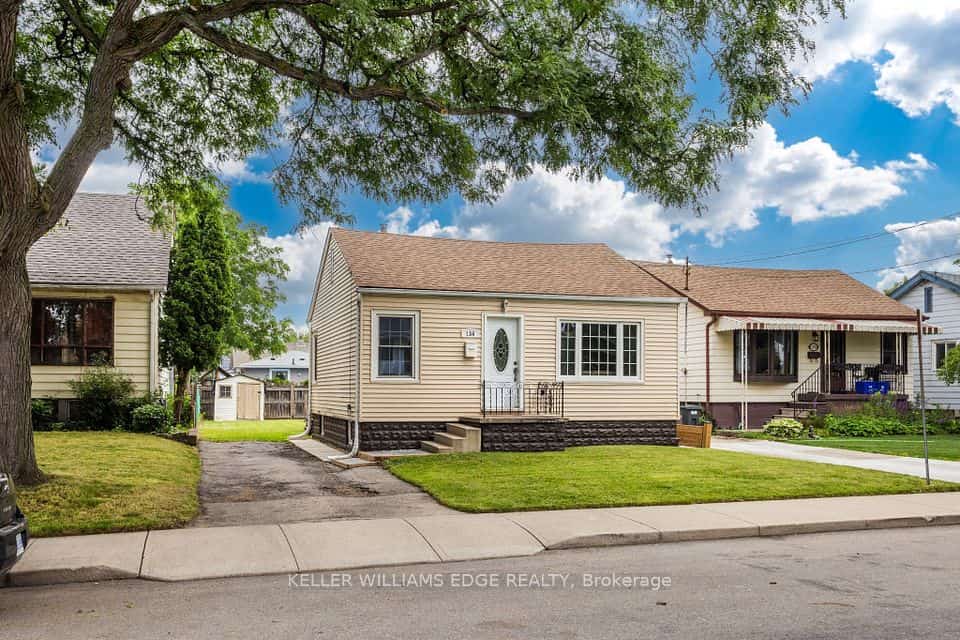134 Selkirk Avenue, Hamilton, ON L8H 5M2