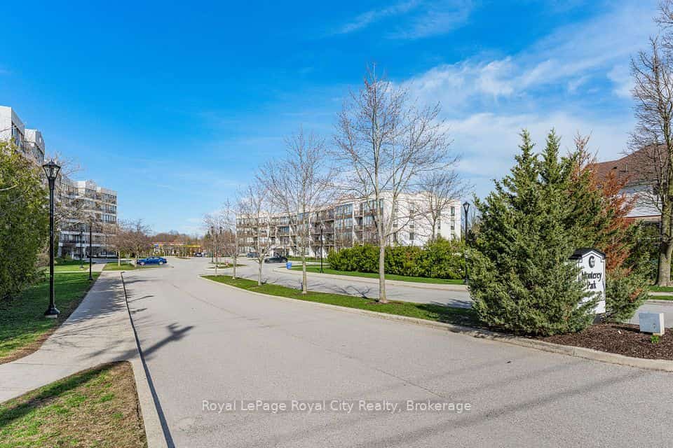 105 Bagot Street #402, Guelph, ON N1H 8H4