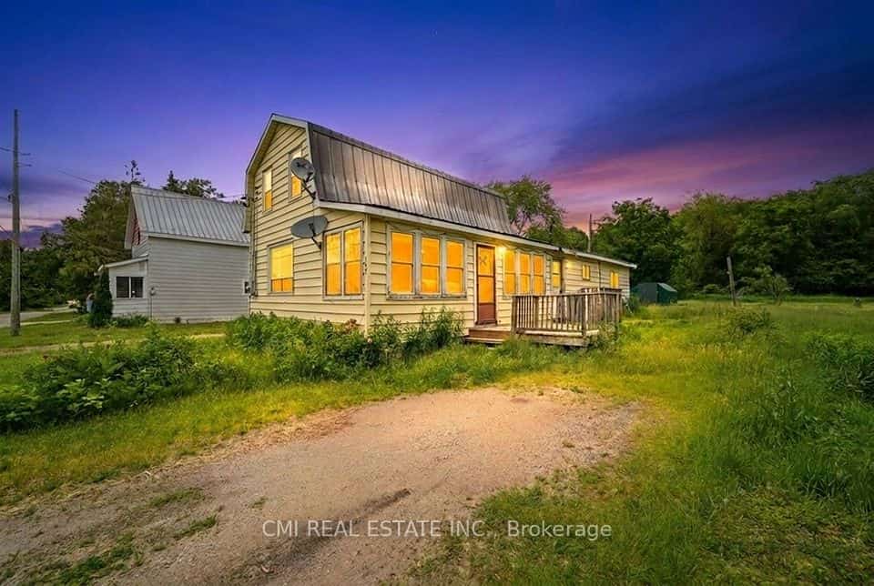 117 Fox Street, Penetanguishene, ON L9M 1E2