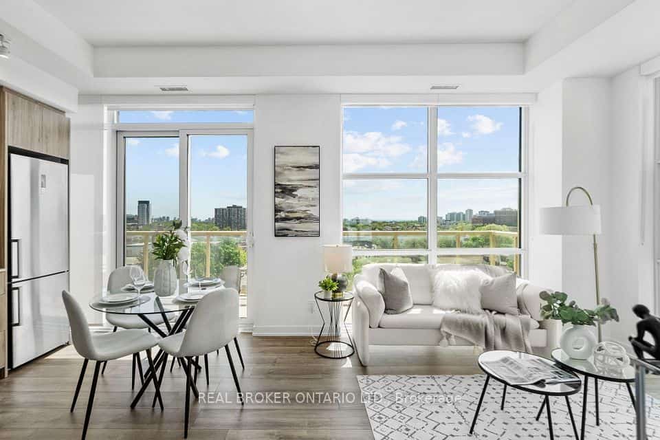 1787 St Clair Avenue W #920, Toronto, ON M6N 0B7