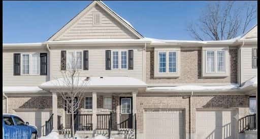 50 Pinnacle Drive #19, Kitchener, ON N2P 0H8