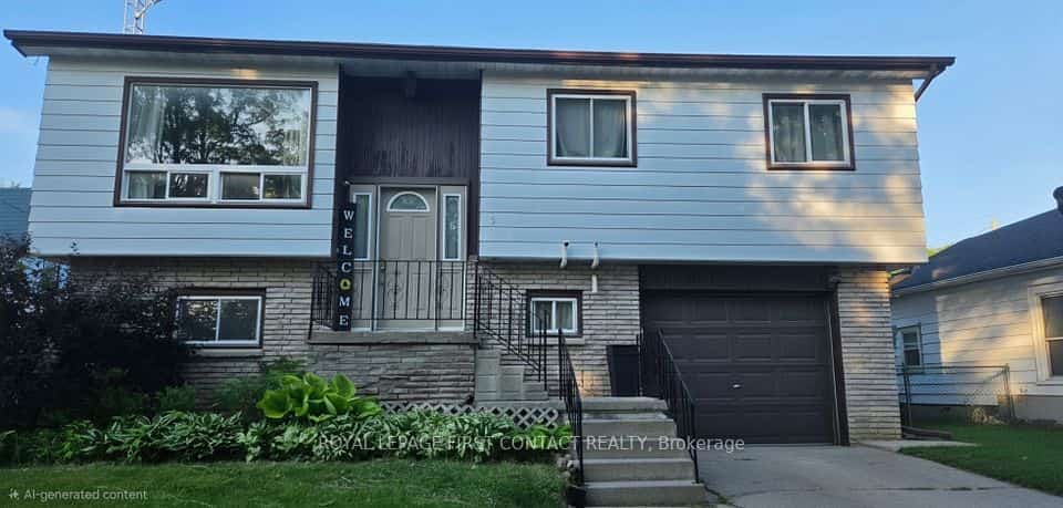 5 Elizabeth St, Innisfil, ON L0L 1L0