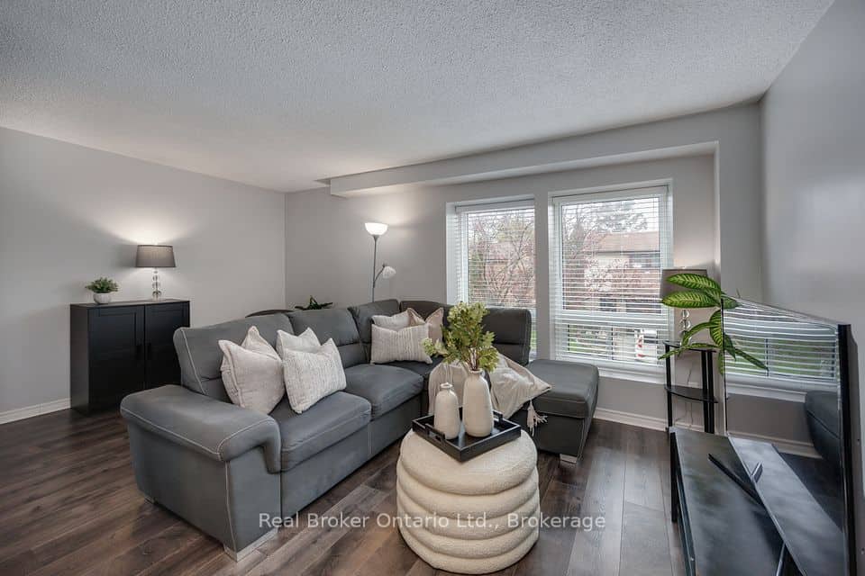 220 Ormond Drive, Oshawa