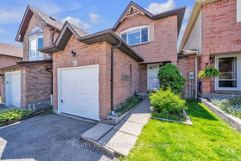 11 Carr Drive, Ajax, ON L1T 3E1