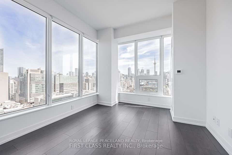 203 College Street #1608, Toronto, ON M5T 1P9